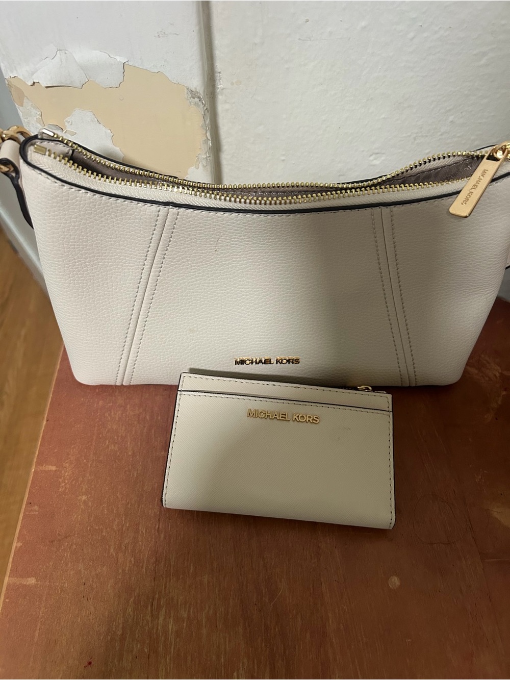 Michael Kors Cream Leather Shoulder Bag with Matching Card Wallet